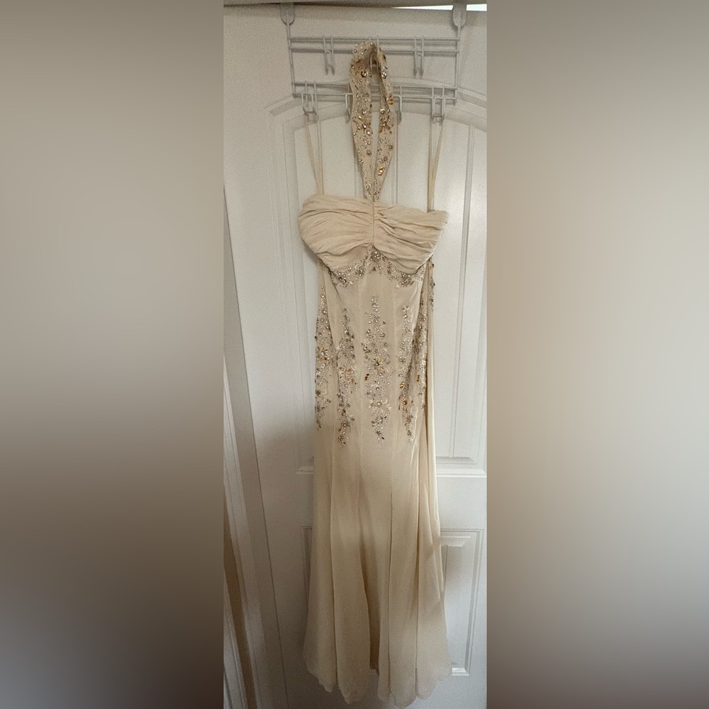 Elegant Cream Strapless Dress
